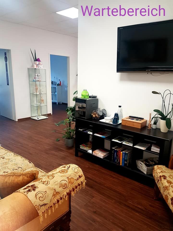 Gesundheitszentrum Team Physiologic WHV Wartezimmer
